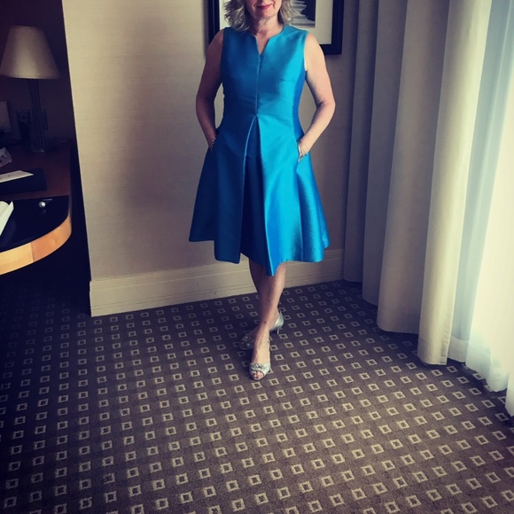 Sara Campbell turquoise formal dress. - Picture 2 of 5